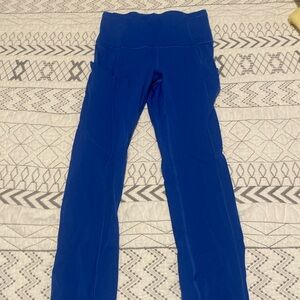 Tonal Blue Face and Free Lululemon Leggings